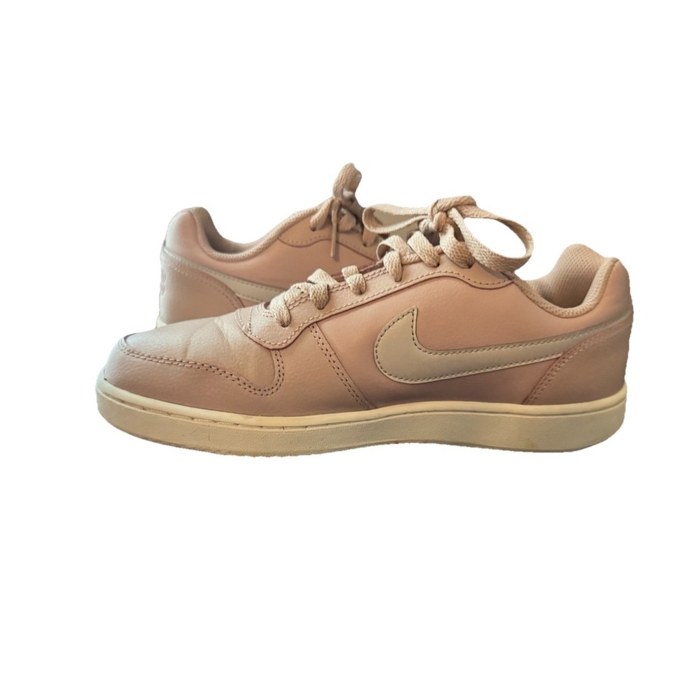 Womens Ebernon Low AQ1779 Pink Beige Size 9.5 Euc Sneaker Unisex